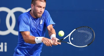 Borna Ćorić