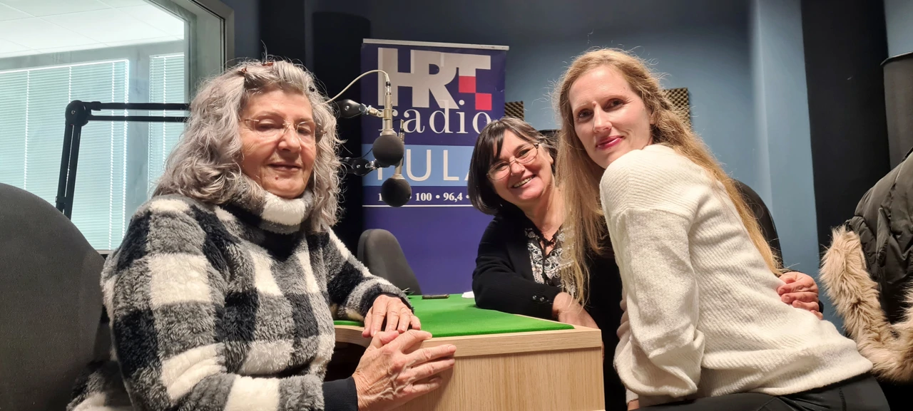 Volonterke Mirjana Matejčić, Anka Dušanek i Svetlana Stojanović - Liga protiv raka Pula