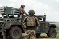 Pripadnici 3. jurišne brigade "Pomsta" Državne granične straže Ukrajine s hrvatskim VBR-om Rak-12, Foto: Nacionalni informativni portal "Pritisak", Telegram/HRT