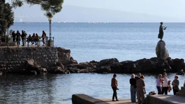 Turisti u Opatiji