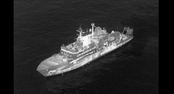 FLIR snimka ruskog broda "Jantar" (Projekt 22010)