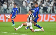 Federico Bernardeschi i Thiago Silva , Foto: Massimo Pinca/REUTERS