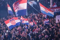 Navijači na Trgu bana Jelačića, Foto:  Sanjin Strukic / Pixsell