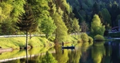 Idilična atmosfera na jezeru u Gorskom kotaru 