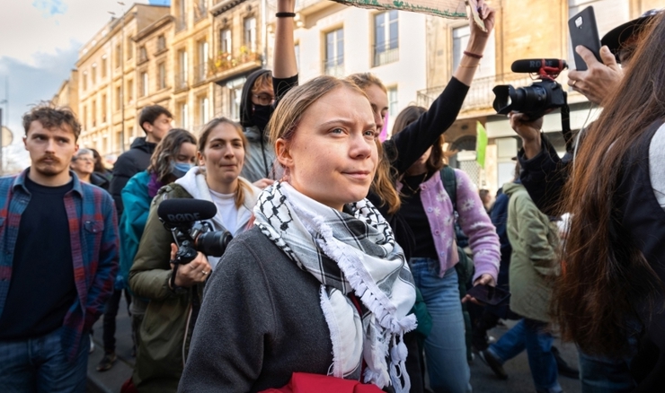 Greta Thunberg podržala prosvjede učenika i studenata u Francuskoj