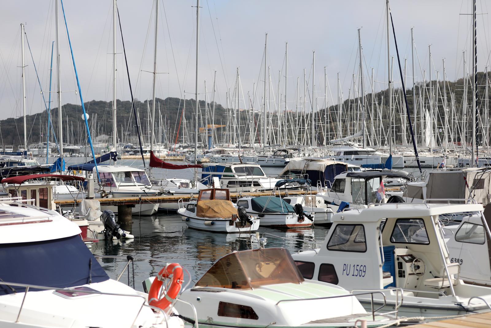 pxl 110325 129644627 20260423204847