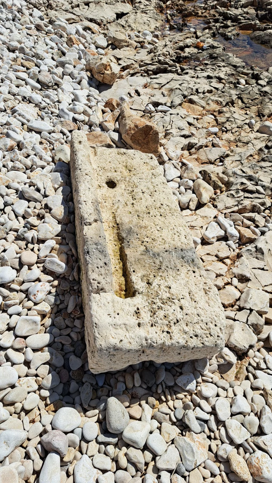 Otkriven sarkofag i ostaci antičke vile na otoku Unije