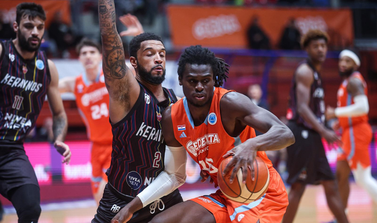 Cedevita Junior - Keravnos BC, Darnell Edge i Clarence Daniels 