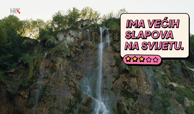 Turisti o Plitvičkim jezerima