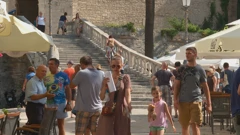 Turisti koji ostaju duže