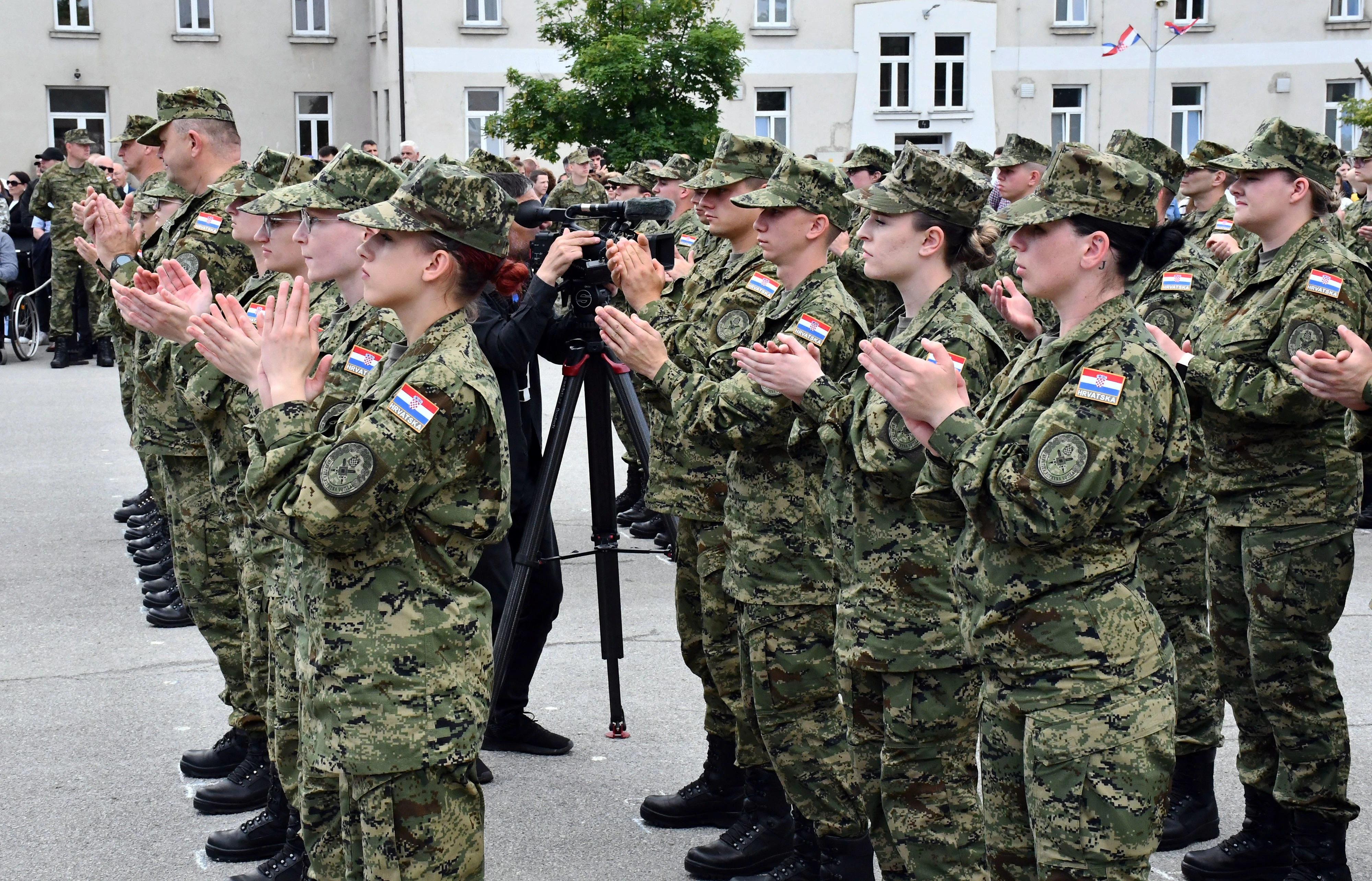 "Obvezni vojni rok ne smije diskriminirati i mora poštivati ljudska prava"