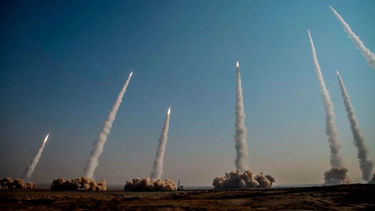 IRGC testira balističke rakete, Iran, 2021.