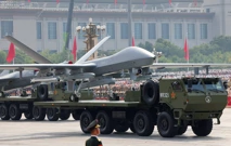 Kineski dron s brojnim vrstama oružja i senzora, Foto: Maxim Shemetov/Reuters
