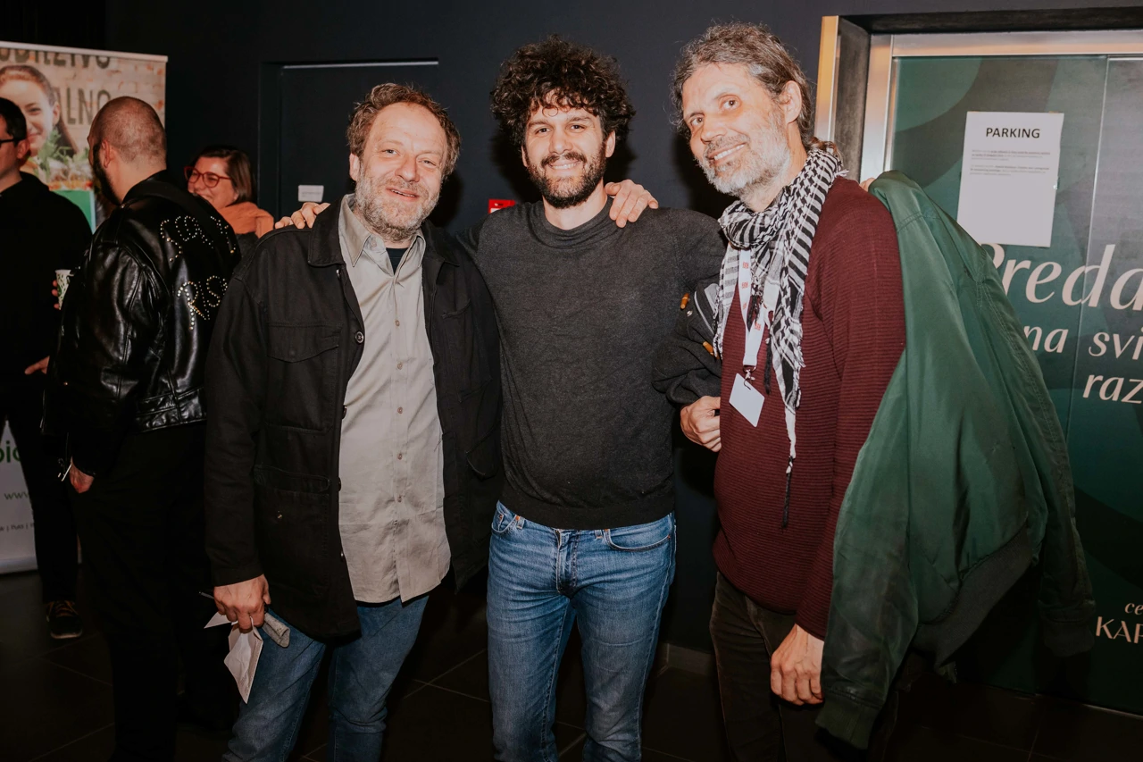 Andrej Korovljev,  Igor Bezinović i Ivan Ramljak