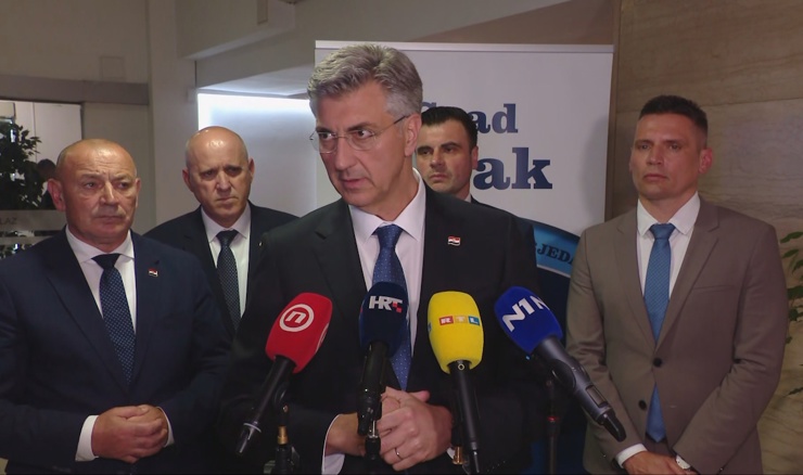 Plenković: Glasanje isključivo poreznih obveznika je ''bijedna retorika''