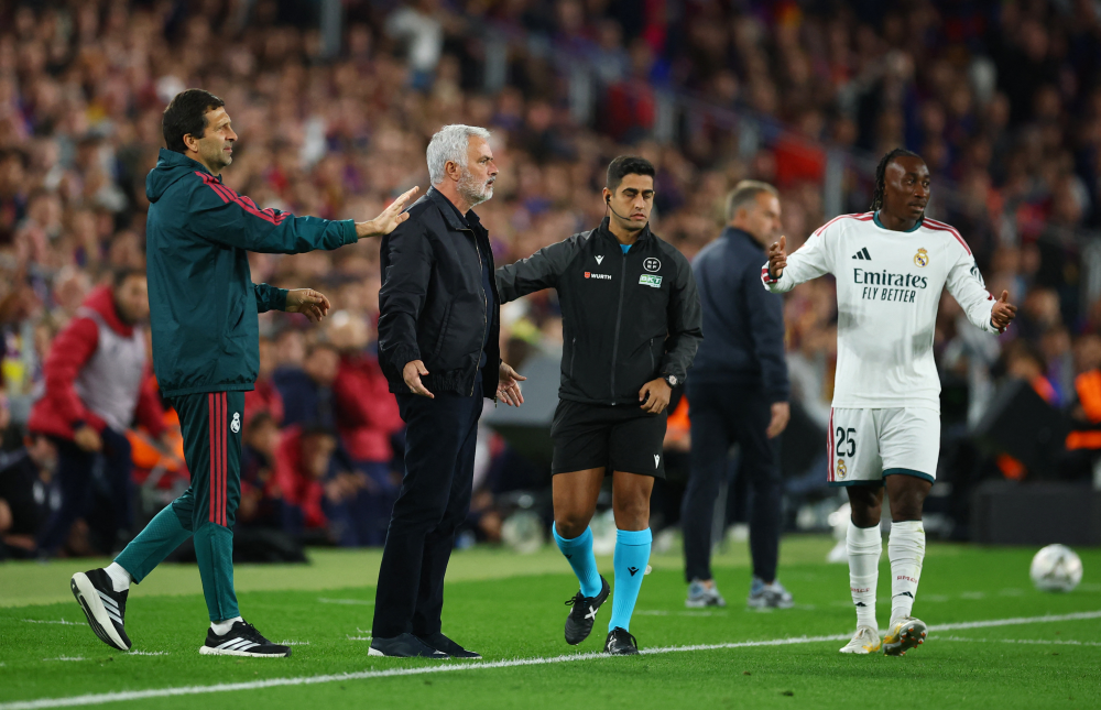 Jose Mourinho na utakmici Barcelona - Real