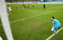 Ndiaye puca penal Ekvadoru, Foto: Stephane Mahe/REUTERS
