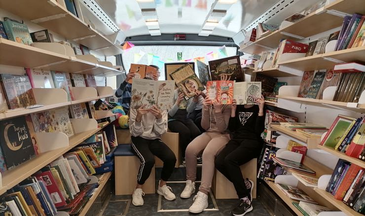 Knjiga u krugu: novi bibliobus i 16 tematskih prog