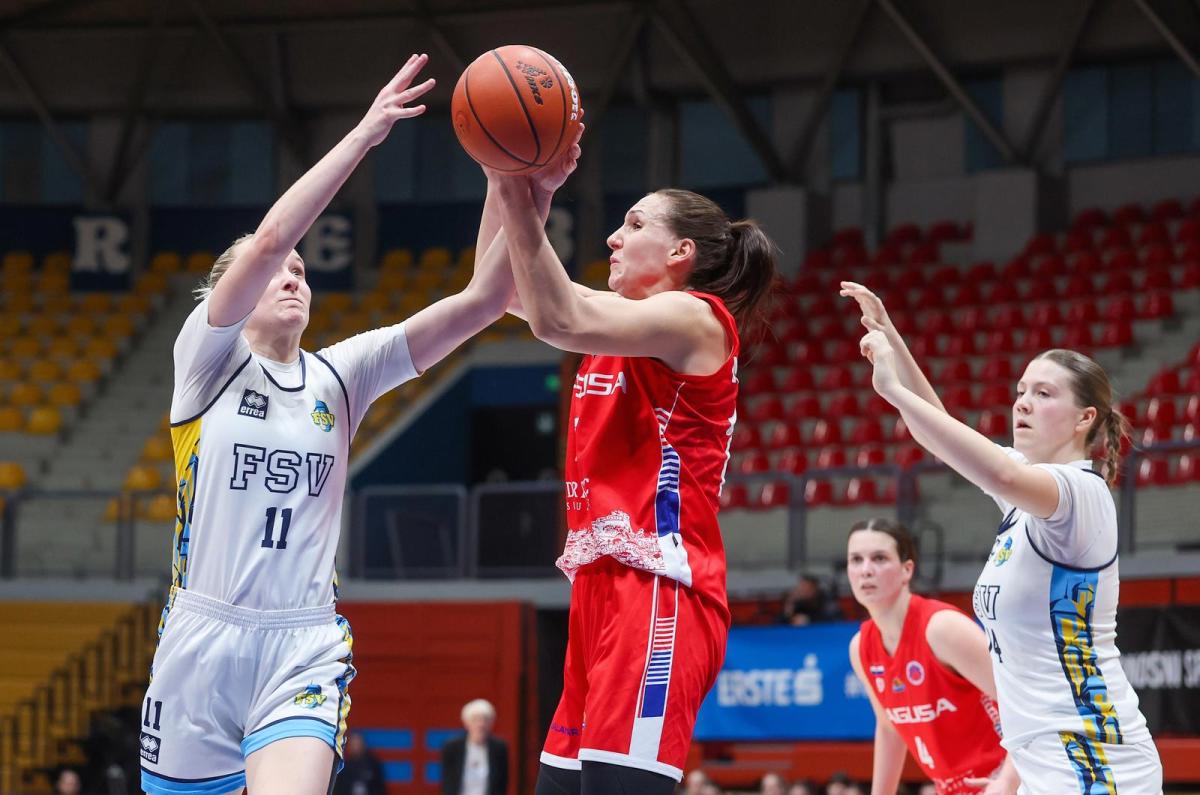 pxl 190226 146920997 20260219204059