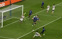 Lookman zabija Leverkusenu, Foto: Jason Cairnduff/REUTERS
