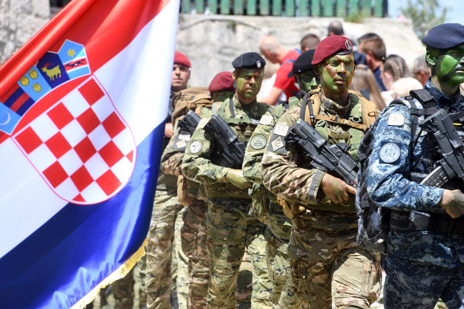 pxl 220524 114993573 20260421140854