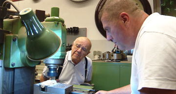 Urari Zlatko i Dalibor Lebarović u radionici