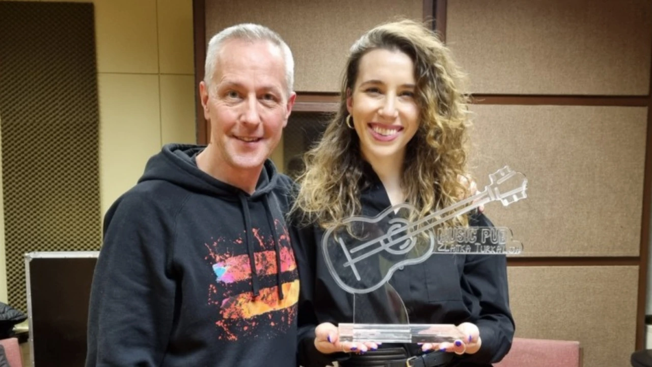 Zlatko Turkalj Turki, Nela i nagrada emisije Music Pub