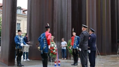 Osijek: Polaganje vijenaca u sjećanje na branitelje i žrtve Domovinskog rata 