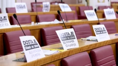 Poruka oporbe u sabornici