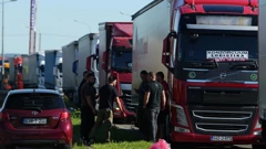 Kamionski prijevoznici u BiH blokirali carinske terminale, promet otežan 