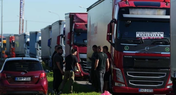 Kamionski prijevoznici u BiH blokirali carinske terminale, promet otežan 