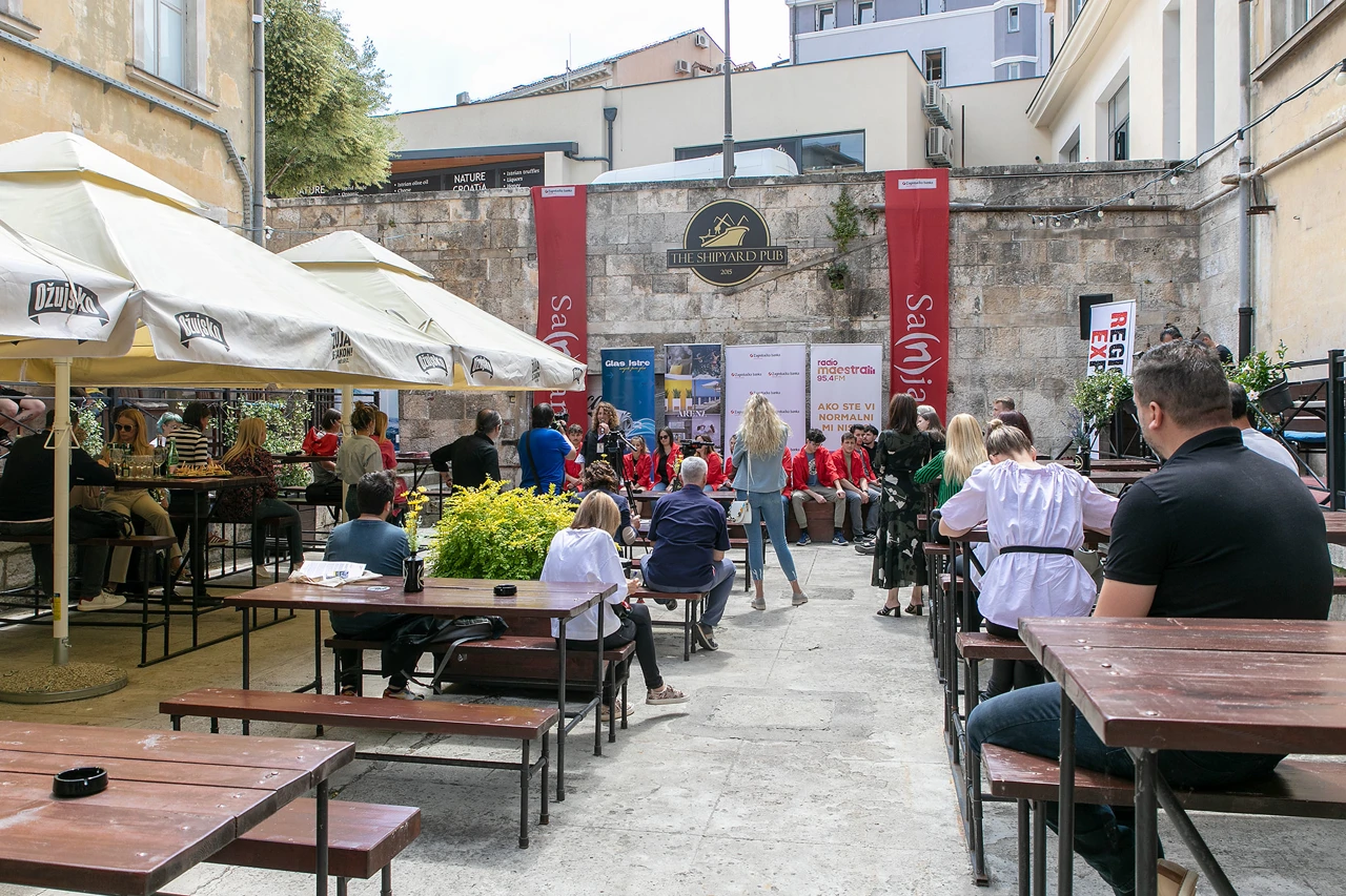 Predstavljanje sajma u The Shipyard pubu
