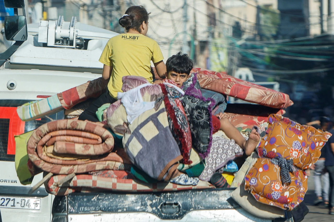 Palestinci napuštaju Gazu, Foto: Mohammed Salem/Reuters