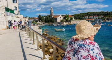 Ljetovanje luksuz za trećinu Hrvata, a neki za more štede godinama