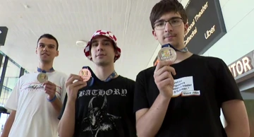 Naši učenici na informatičkoj olimpijadi osvojili tri medalje