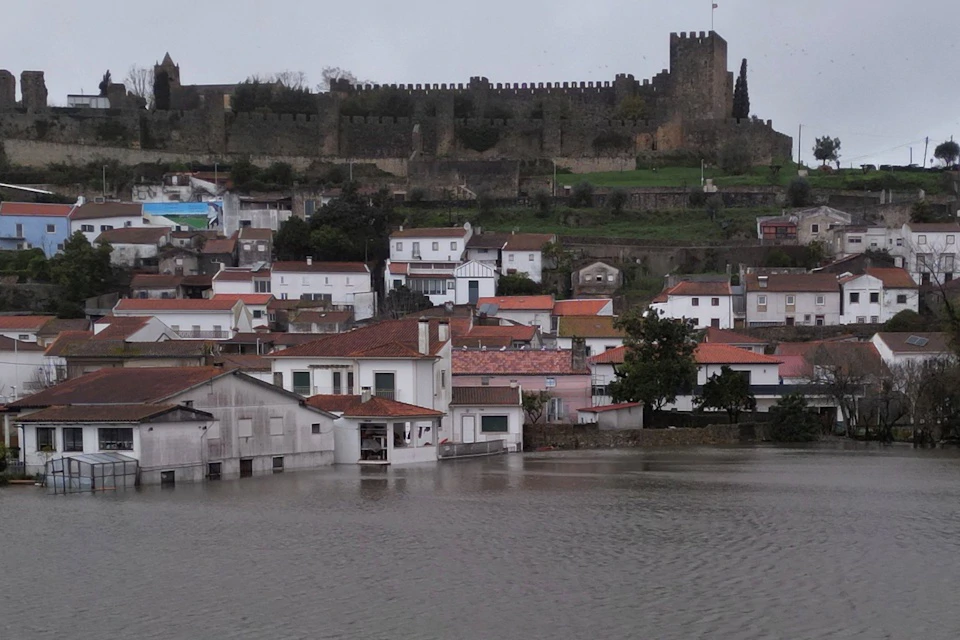 Uzbuna u Španjolskoj i Portugalu zbog obilnih kiša i snažnih vjetrova