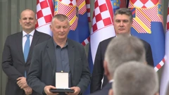 Predsjednik RH dodijelio odlikovanja ranjenim sudionicima akcije Plitvice, Foto: HTV/HRT