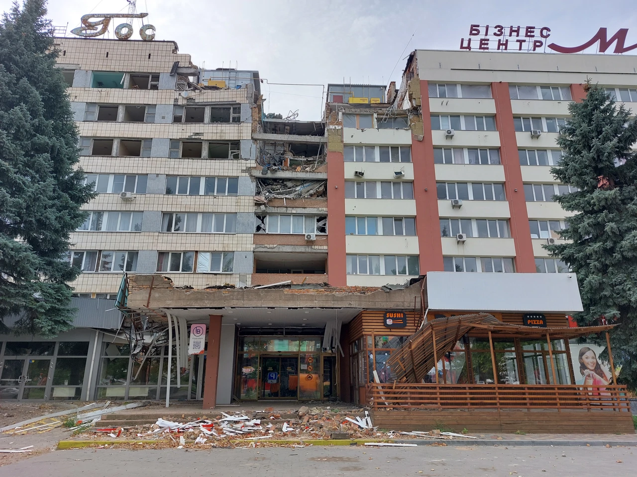 Razrušen hotel u Mikolajivu, Foto: Dragan Nikolić/HRT