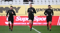 Sudačka trojka predvođena Zdenkom Lovrićem, Foto: Ante Cizmic/CROPIX