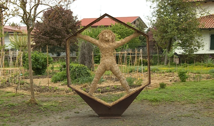 Skulpture od slame