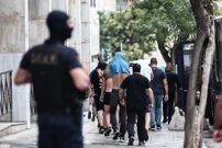 Posljednja skupina privedenih navijača u Ateni izlazi pred sudskog istražitelja , Foto: KOSTAS TZOUMAS/EUROKINISSI/Pixsell 