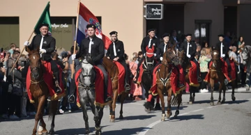 23. vozočašće konjskih zaprega i jahača