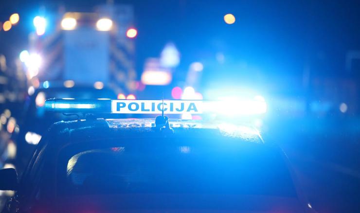 Pijani policajac izazvao prometnu nesreću kod Barilovića