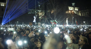 Bugarska vlada pala nakon višetjednih prosvjeda