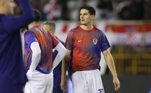 Igor Matanović na zagrijavanju , Foto: Luka Stanzl/PIXSELL
