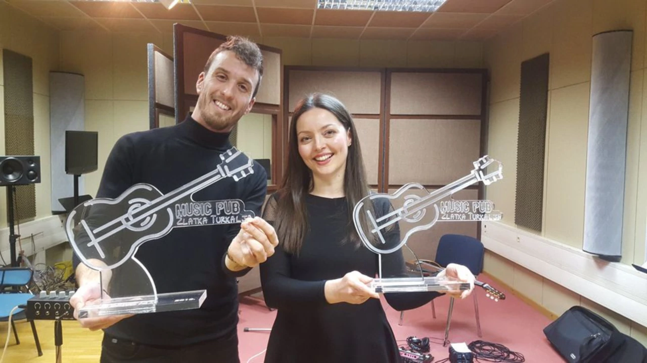 Mateo Pilat i Ana Opačak - jedni od dobitnika nagrade Music Pub 2018.