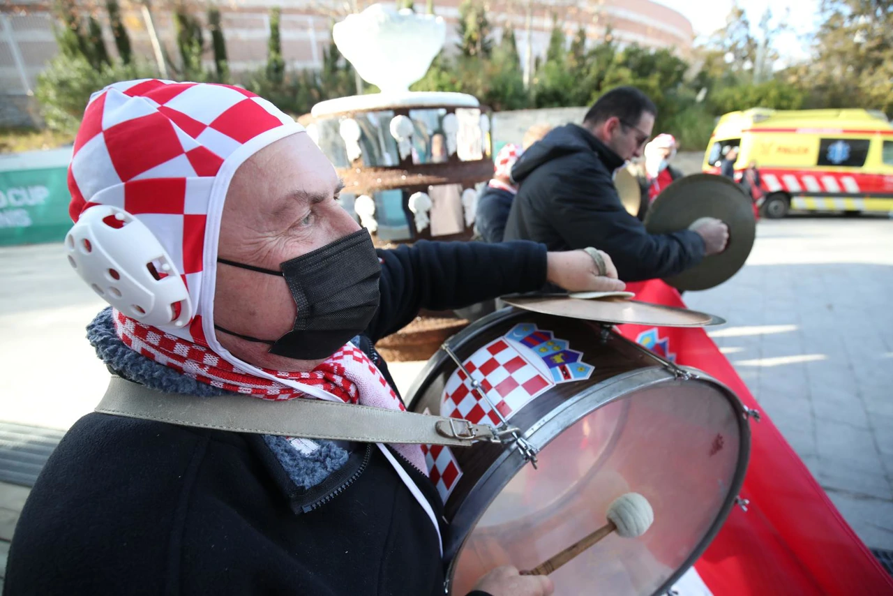 Navijači uoči početka finala , Foto: Sanjin Strukic/PIXSELL