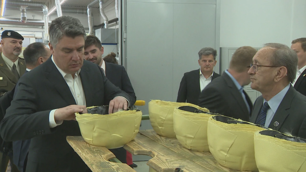 Predsjednik Milanović u razgledavanju opreme za vojsku, Foto: Dnevnik/HRT