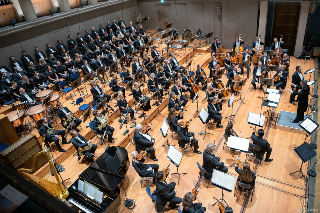  Zbor HRT-a i Minhenski radijski orkestar pod ravnanjem maestra Ivana Repušića, Foto:  Nedeljko Miletic /CroNews