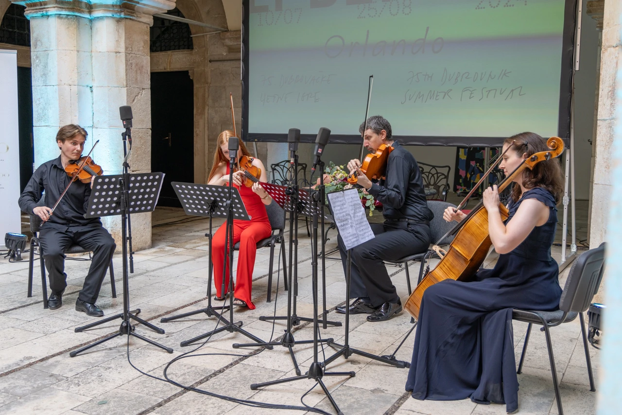 Marko Glogović, Ema Kalšan, Domagoj Ugrin, Sara Novoselić